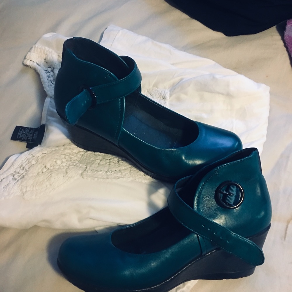 Dansko Wedge